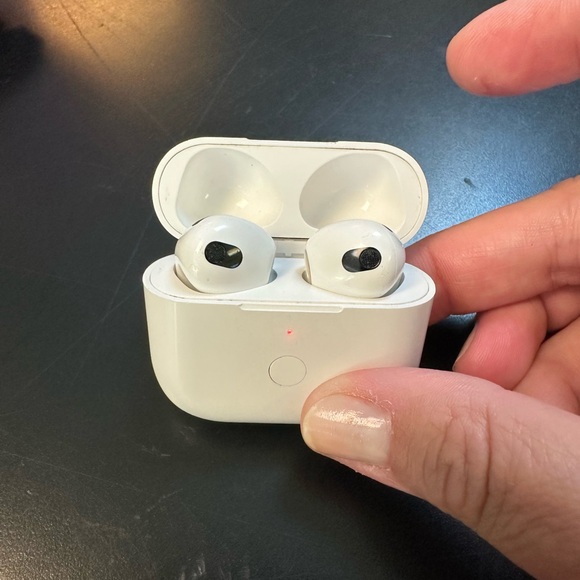 Apple AirPods 3rd Gen